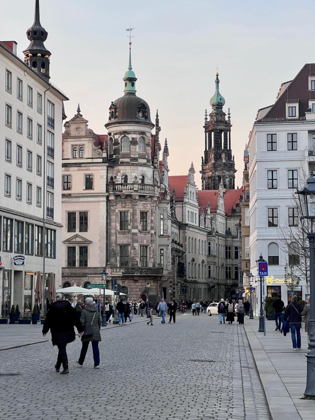 Apartment Cozy Voyage - Frauenkirche 1 - Ruhig Und Zentral Dresden